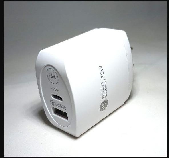 Adaptador de pared Plus 25W USB-C